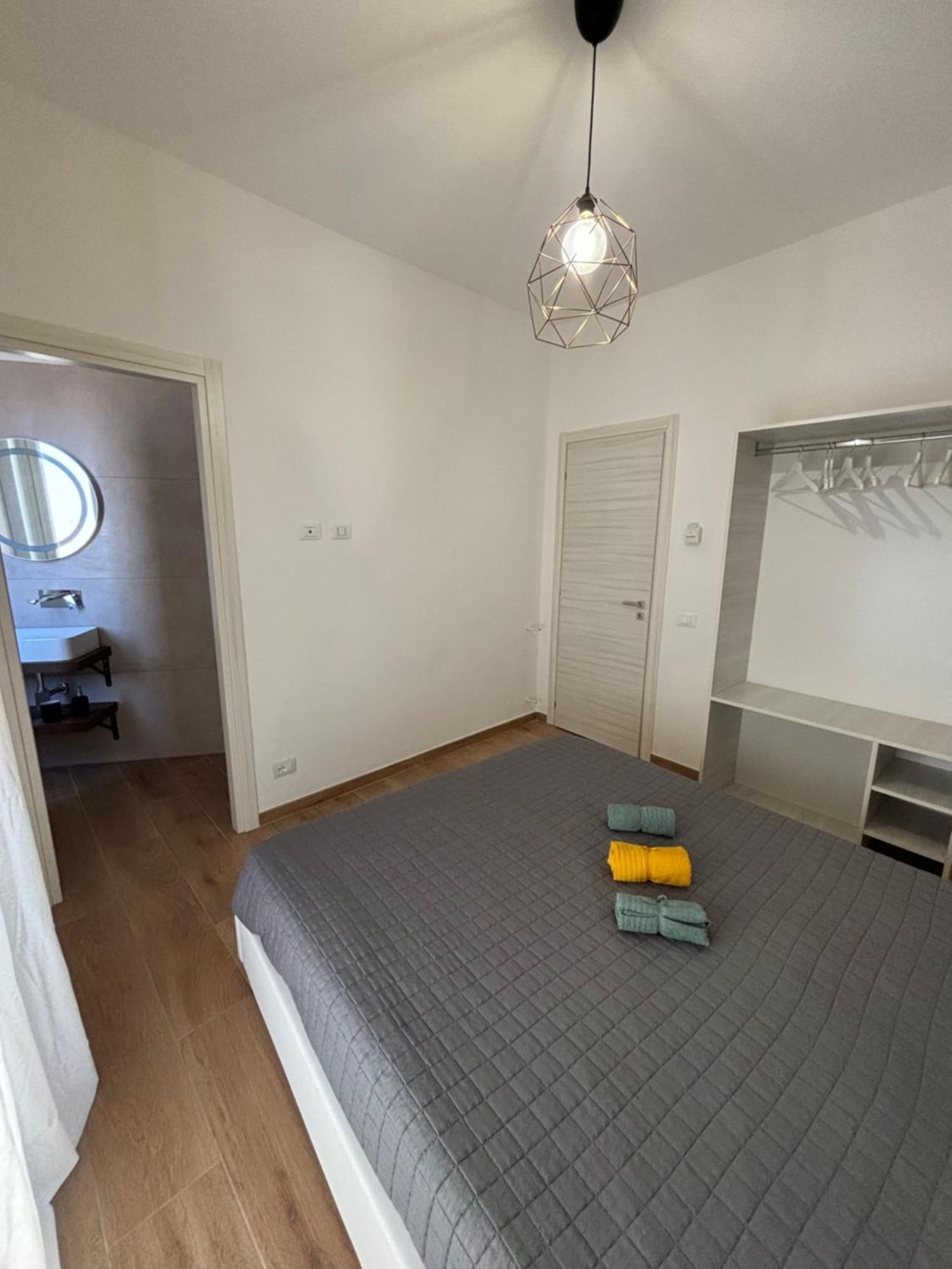 Perni Rooms Палермо Экстерьер фото