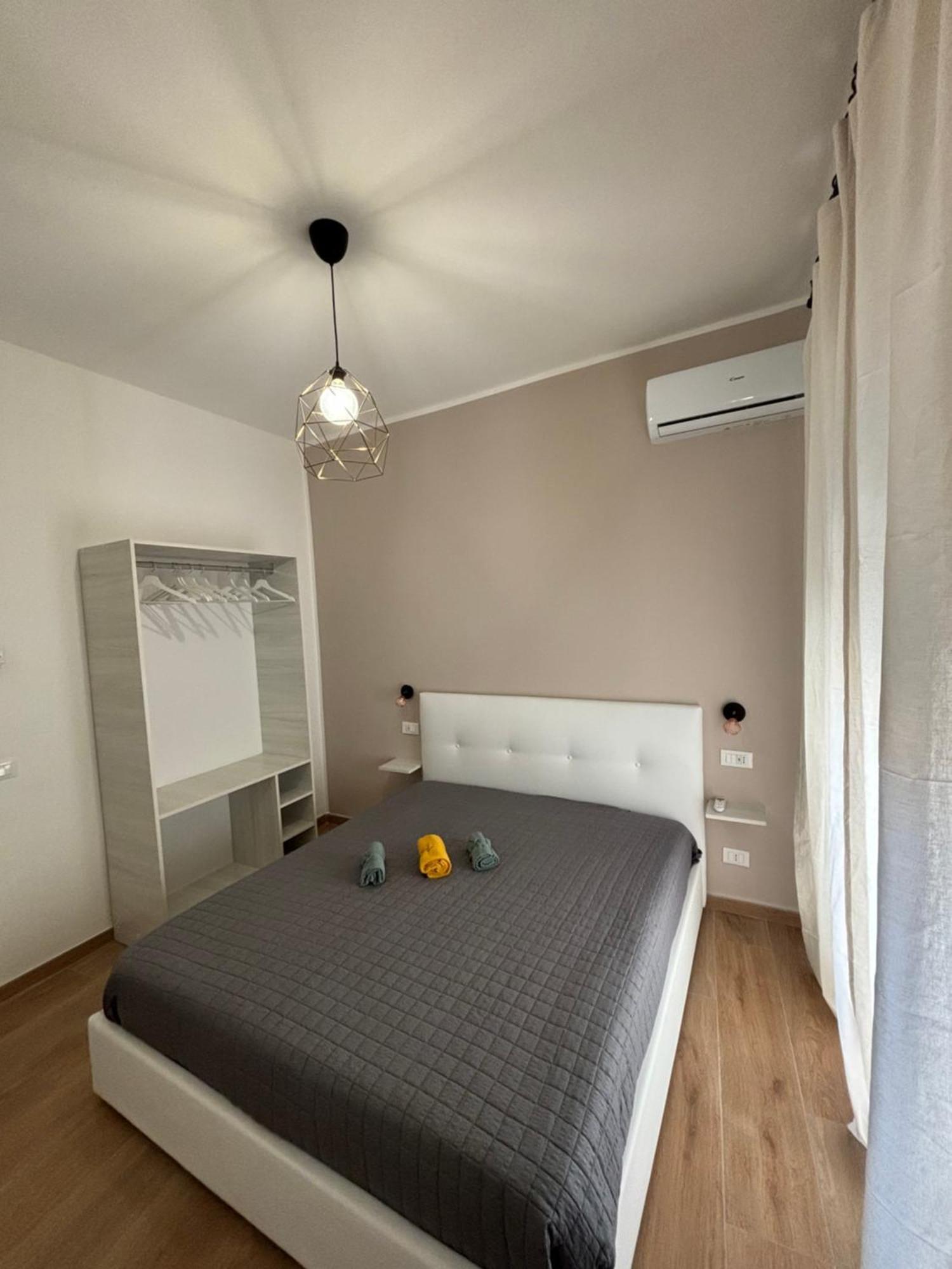 Perni Rooms Палермо Экстерьер фото